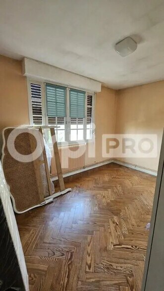 Bureau dans Le Bouscat à vendre - Photo de l’immeuble – Image 3 sur 10