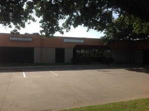 5424 Rufe Snow Dr, North Richland Hills, TX à louer Photo intérieure– Image 2 sur 5