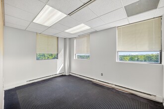 5445-5601 Loch Raven Blvd, Baltimore, MD à louer Photo intérieure– Image 2 sur 13