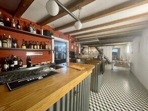 Local commercial dans Barcelone, Barcelona à louer Photo intérieure– Image 2 sur 11