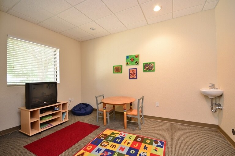 3162 S Conway Rd, Orlando, FL à louer - Photo intérieure – Image 2 sur 2