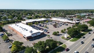 Plus de détails pour 42001-42089 Ford Rd, Canton Township, MI - Local commercial à louer