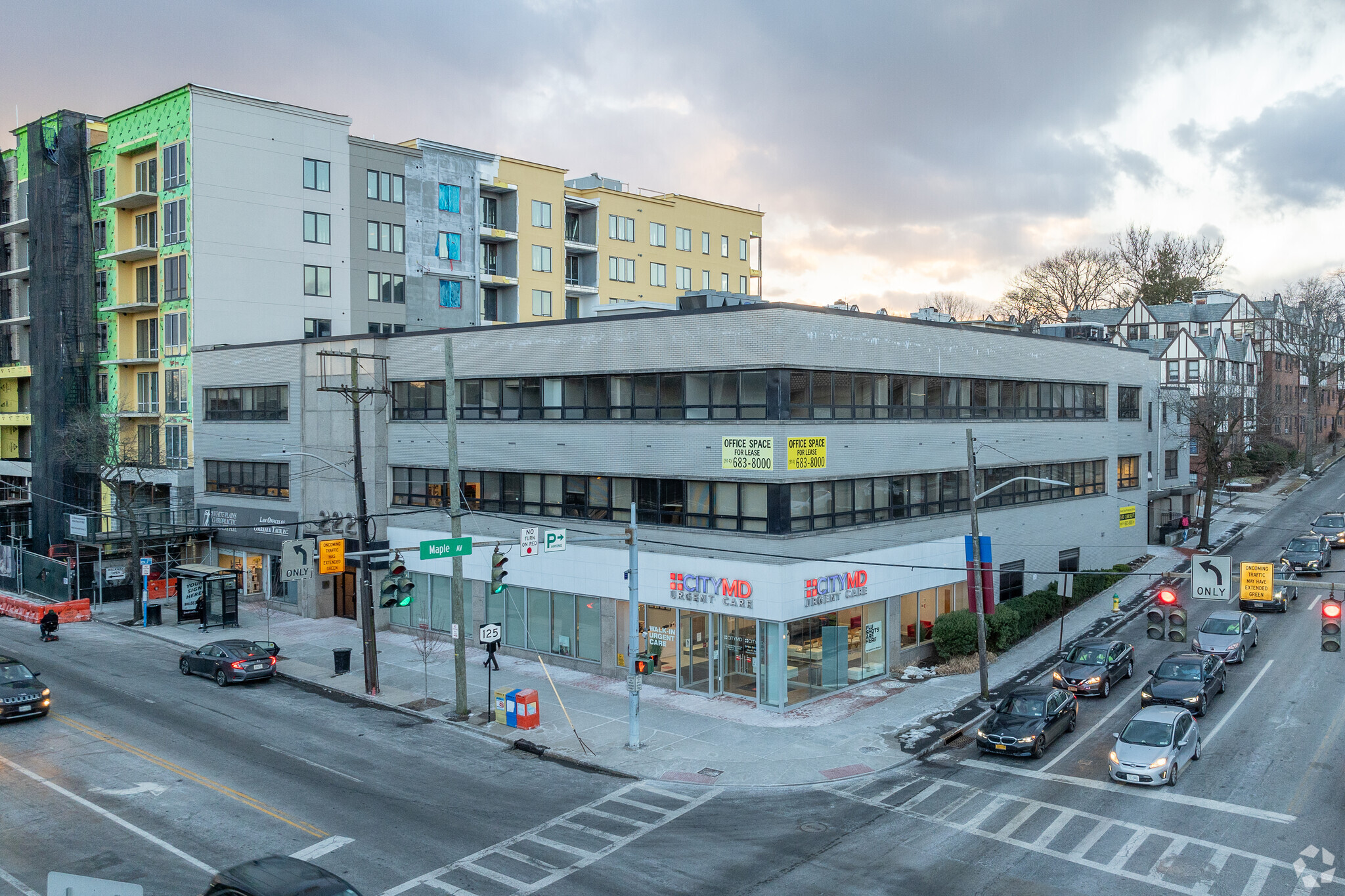 222 Mamaroneck Ave, White Plains, NY à louer Photo principale– Image 1 sur 8