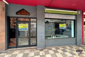 Local commercial dans Cuenca, Cuenca à louer Photo intérieure– Image 1 sur 4