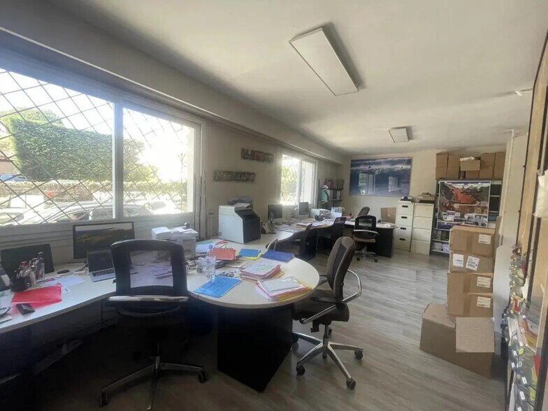 Bureau dans Cannes à louer - Photo de l’immeuble – Image 2 sur 5