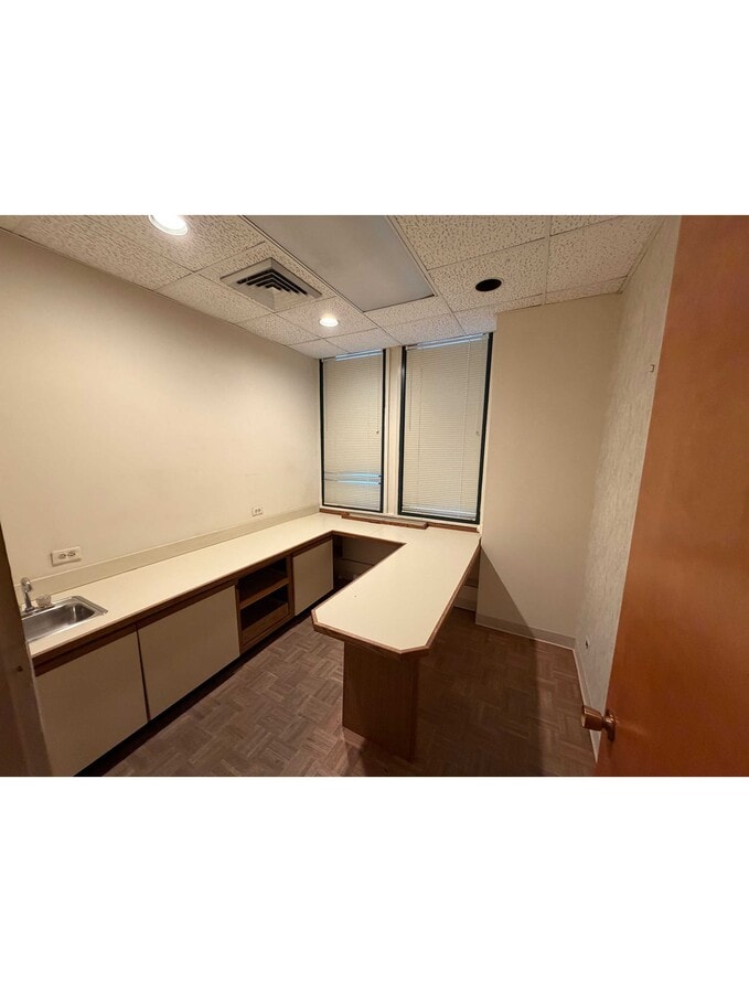 111 N Wabash Ave, Chicago, IL 60602 - Lot 1610 - - Photo intérieure - Image 2 of 9