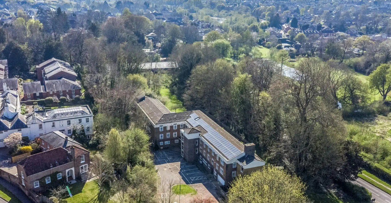 40 Lower Ln, Bishops Waltham à vendre Photo de l’immeuble– Image 1 sur 10