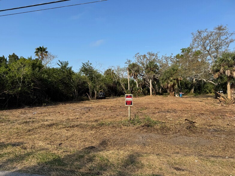 14405 Old Dixie Hwy, Hudson, FL à louer - Photo de l’immeuble – Image 2 sur 8