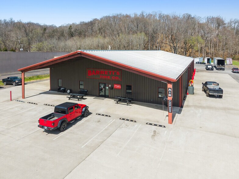 1554 Donelson Pky, Dover, TN à vendre - Photo de l’immeuble – Image 3 sur 5