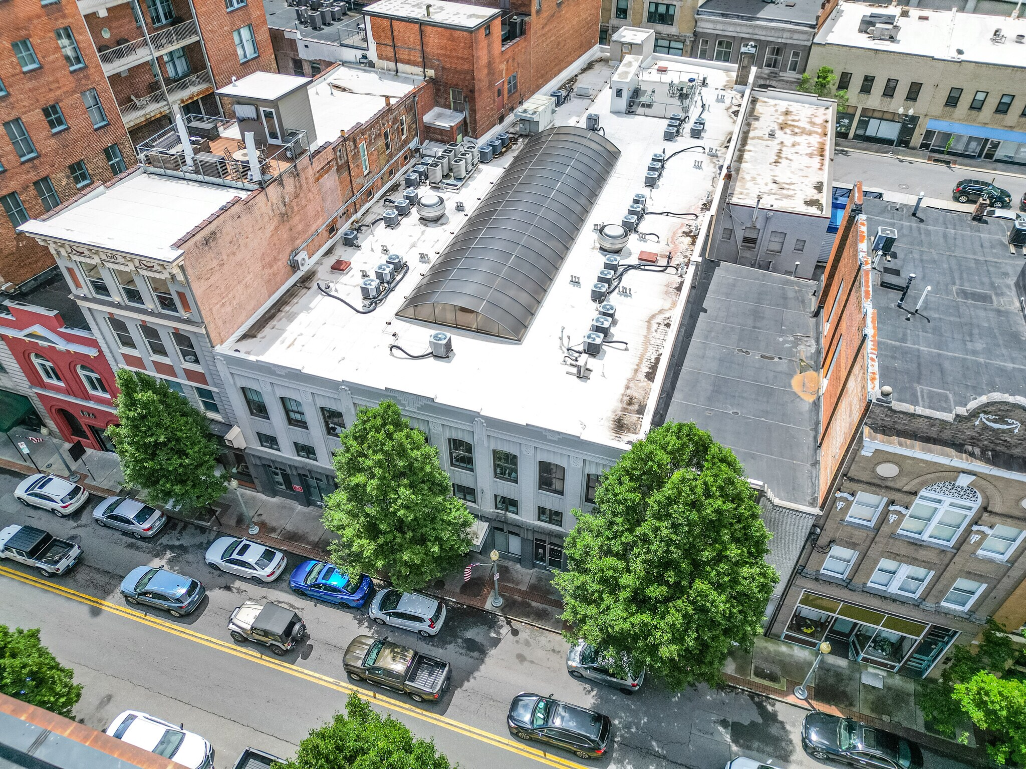 110 Campbell Ave SW, Roanoke, VA à vendre Photo principale– Image 1 sur 24