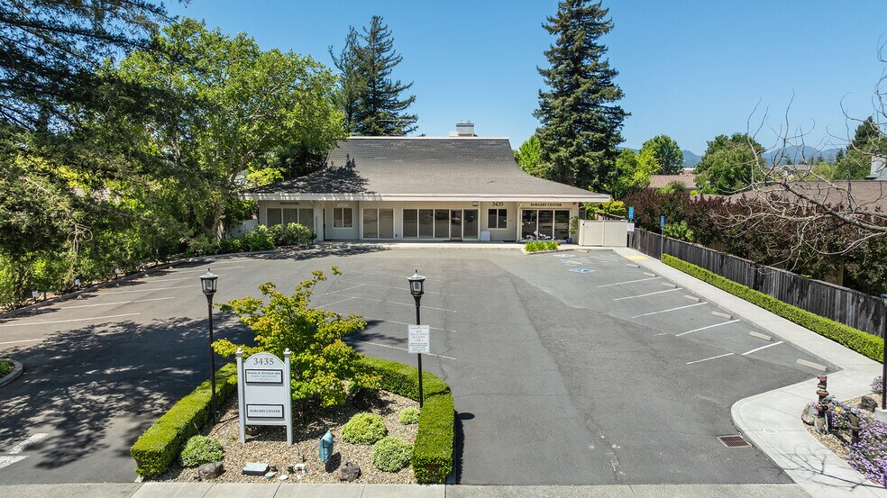 3435 Valle Verde Dr, Napa, CA à vendre - Photo de l’immeuble – Image 1 sur 45