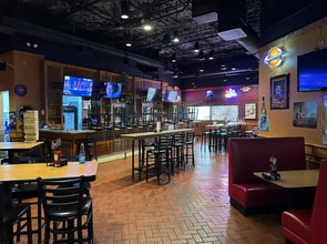 6902-6958 Garth Rd, Baytown, TX à louer Photo intérieure– Image 2 sur 6