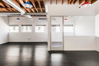 6515 W Sunset Blvd, Hollywood, CA à louer Photo de l’immeuble– Image 1 sur 5