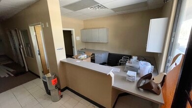 1151 E Postal Dr, Pahrump, NV à louer Photo intérieure– Image 2 sur 5