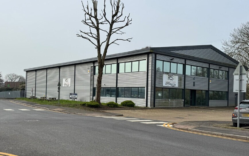Unit 9 Cramptons Rd, Sevenoaks à louer - Photo de l’immeuble – Image 2 sur 4