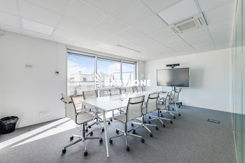 Bureau dans Boulogne-Billancourt à louer - Photo de l’immeuble – Image 3 sur 14