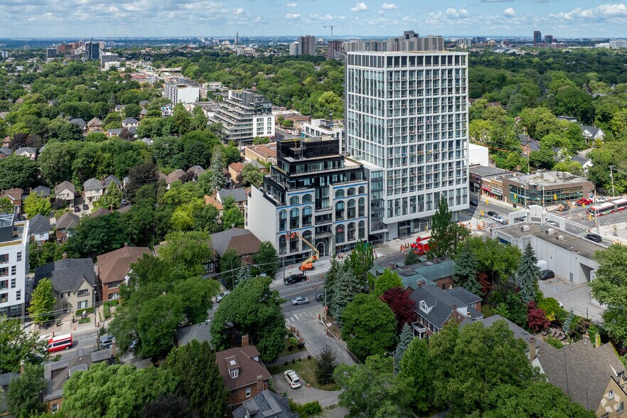 2010 Bathurst St, Toronto, ON à vendre - Aérien – Image 3 sur 3