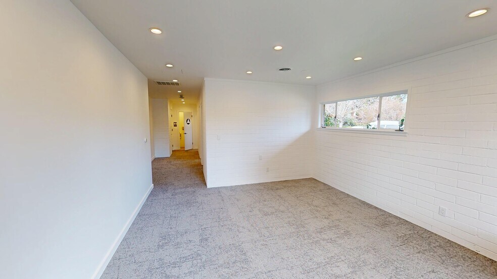 145 N California Ave, Palo Alto, CA à louer - Photo intérieure – Image 3 sur 4