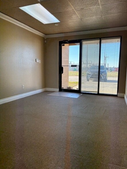 800 W Rock Creek Rd, Norman, OK à louer - Photo de l’immeuble – Image 3 sur 12