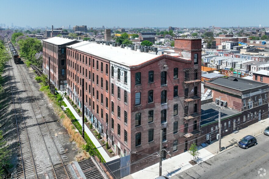 3475 Collins St, Philadelphia, PA à vendre - Photo principale – Image 1 sur 31