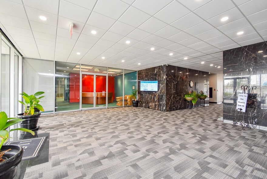 11500 Northwest Fwy, Houston, TX à louer - Autre – Image 2 sur 10