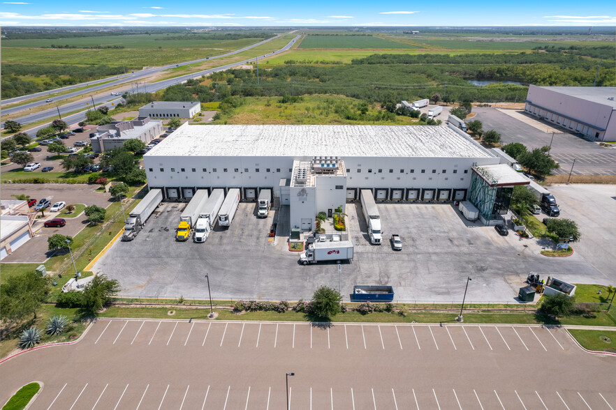 1407 Commerce Dr, Mission, TX à louer - Photo de l’immeuble – Image 2 sur 12