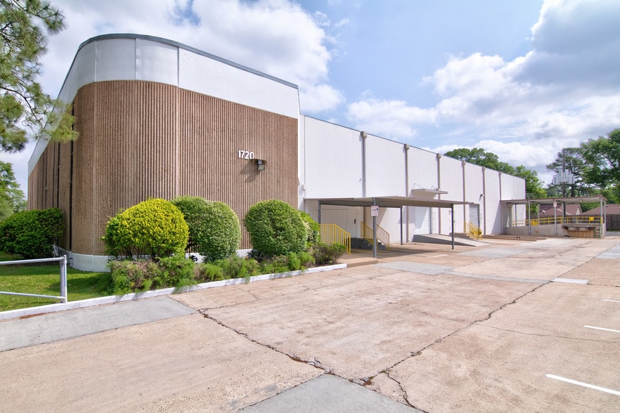 1720 Townhurst Dr, Houston, TX à vendre - Photo principale – Image 1 sur 13