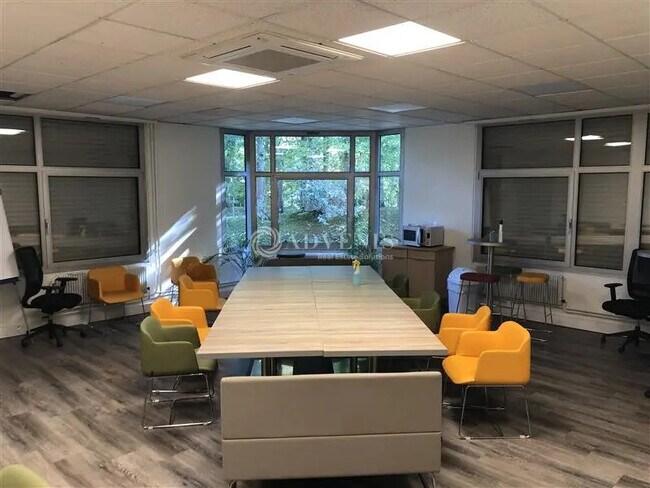 Plus de détails pour Bureau à louer