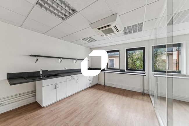 Plus de détails pour 64-66 Rue Escudier, Boulogne-Billancourt - Bureau à louer