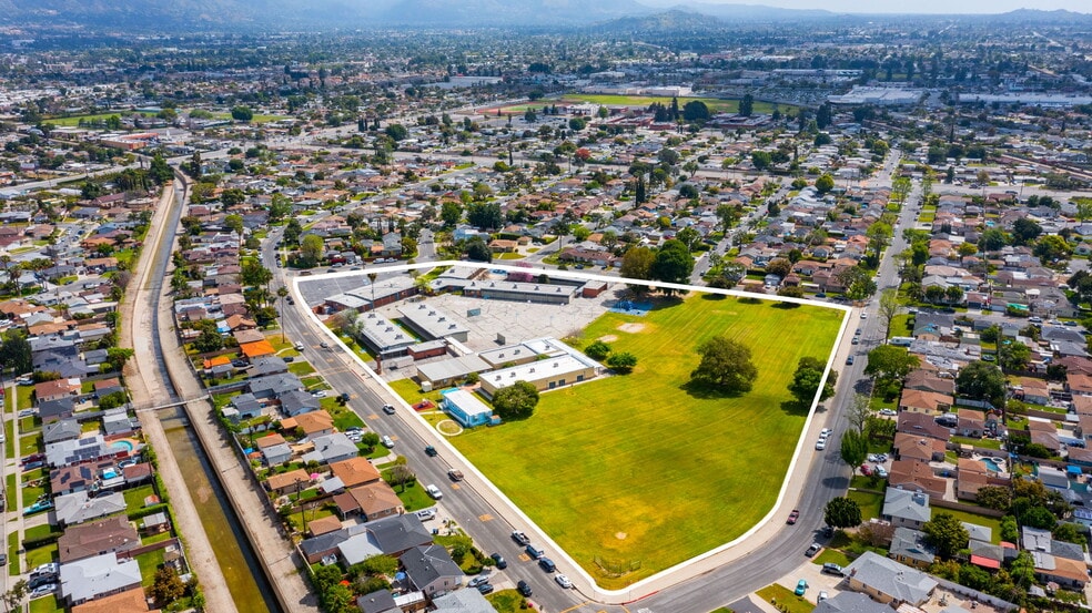 5034 N Clydebank Ave, Covina, CA à vendre - Aérien – Image 3 sur 10