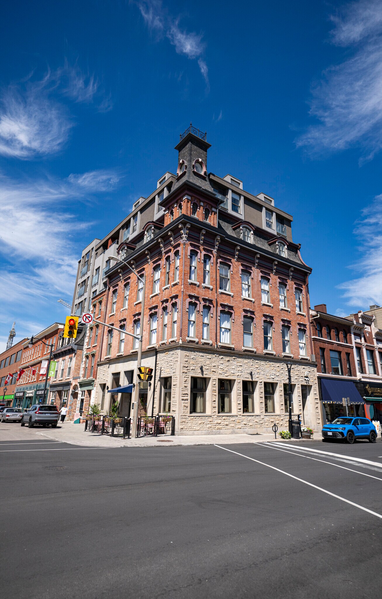171 Wellington St, Kingston, ON à louer Photo principale– Image 1 sur 6