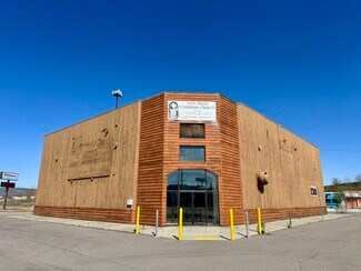 Plus de détails pour 700 Old Steese Hwy, Fairbanks, AK - Local d’activités à vendre