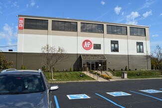 Plus de détails pour 55 S State Ave, Indianapolis, IN - Différents types d’espaces à louer