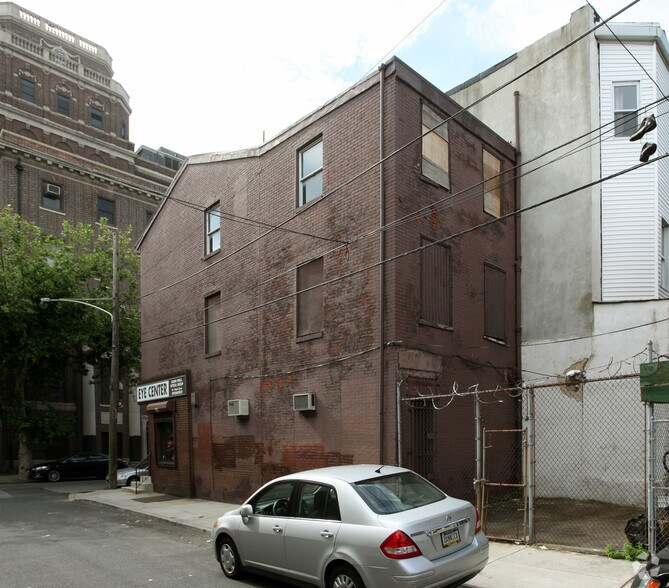 1414 S 5th St, Philadelphia, PA à vendre - Photo de l’immeuble – Image 2 sur 3