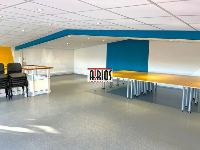 Plus de détails pour Bureau à louer