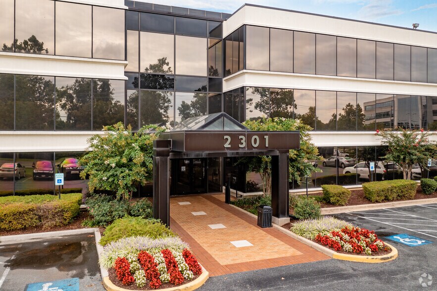 2301 Research Blvd, Rockville, MD à louer - Photo de l’immeuble – Image 3 sur 12