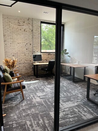 Plus de détails pour 215 S Arkansas Ave, Russellville, AR - Bureau à louer