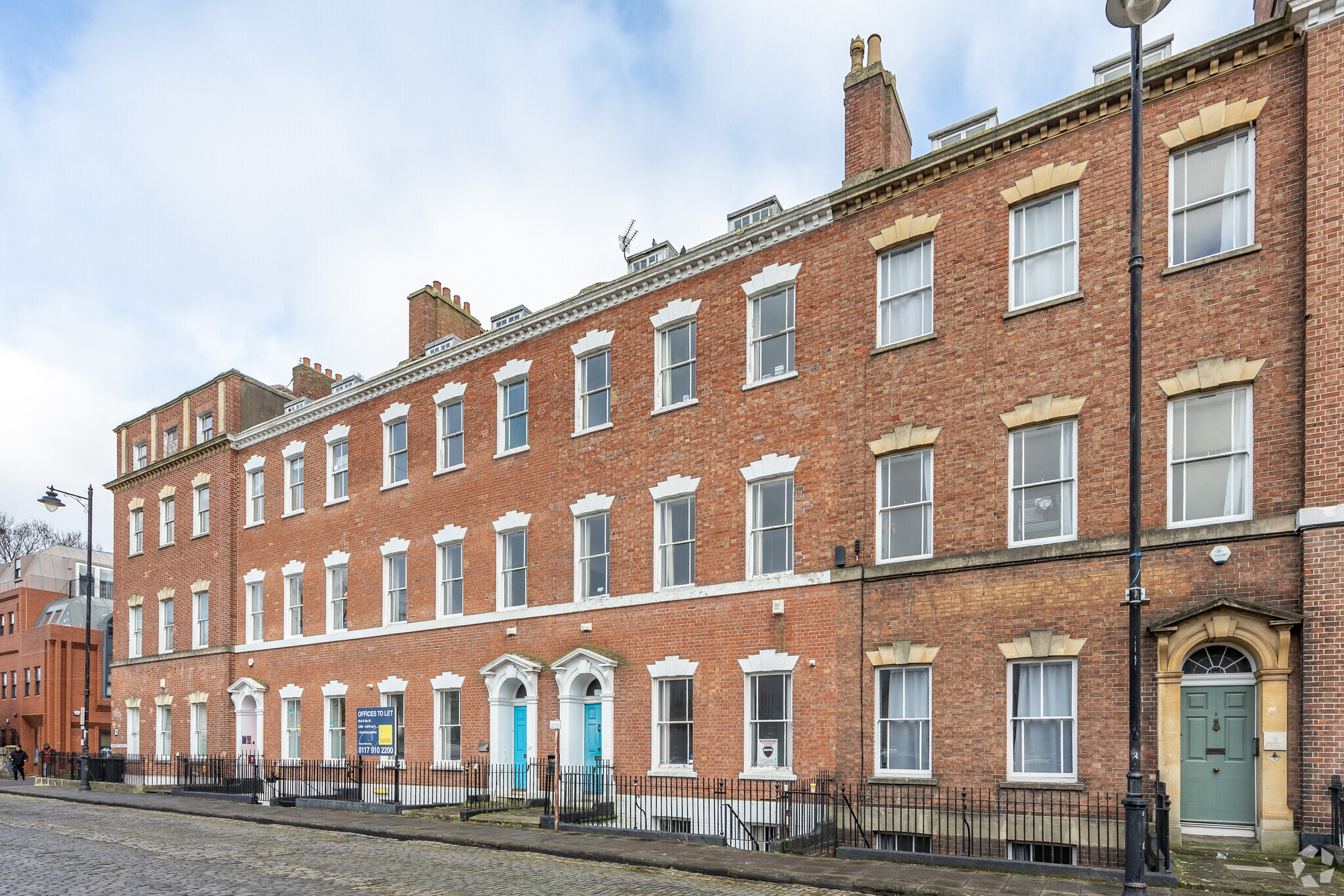 9 Brunswick Sq, Bristol à louer Photo principale– Image 1 sur 4