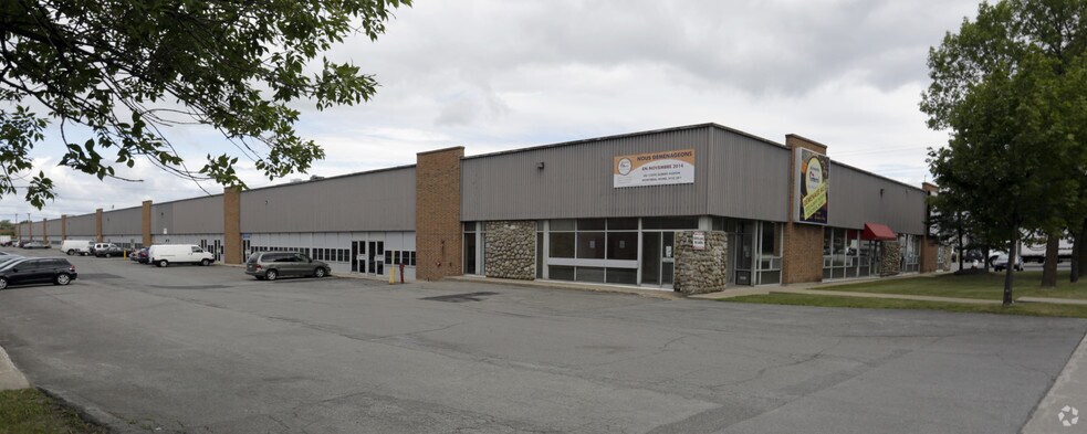 4629-4665 Boul des Grandes-Prairies, Montréal, QC à louer - Photo de l’immeuble – Image 3 sur 3