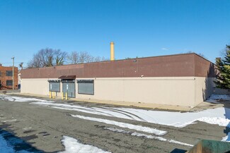 Plus de détails pour 802 Prospect St, Trenton, NJ - Local commercial à louer