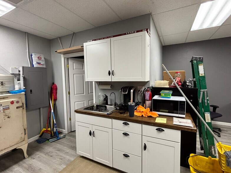 2497 Power Road r, Grand Junction, CO à louer - Photo de l’immeuble – Image 3 sur 6