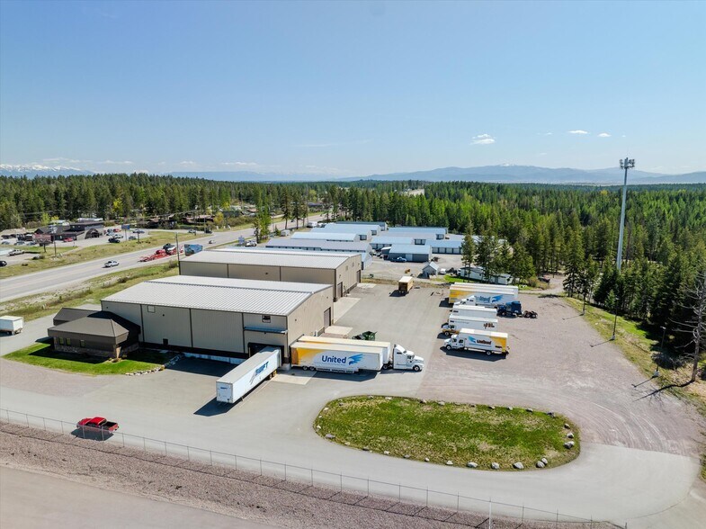 5020 US Highway 93 S, Whitefish, MT à vendre - Photo de l’immeuble – Image 2 sur 54
