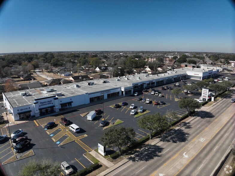 3216-3254 E Broadway St, Pearland, TX à louer – Image 2 sur 20