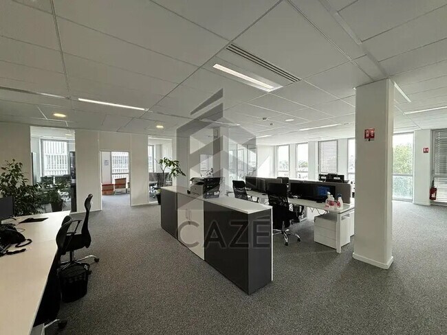 Plus de détails pour Bureau à vendre