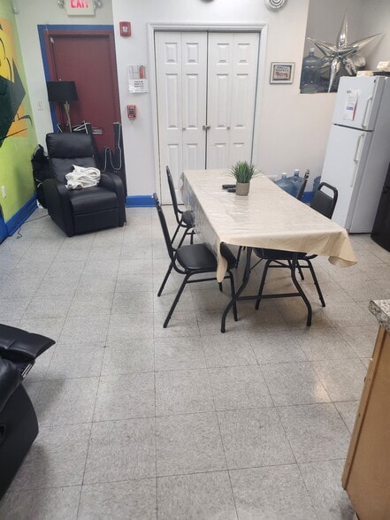 109 Park St, Orange, NJ à louer - Photo de l’immeuble – Image 3 sur 16