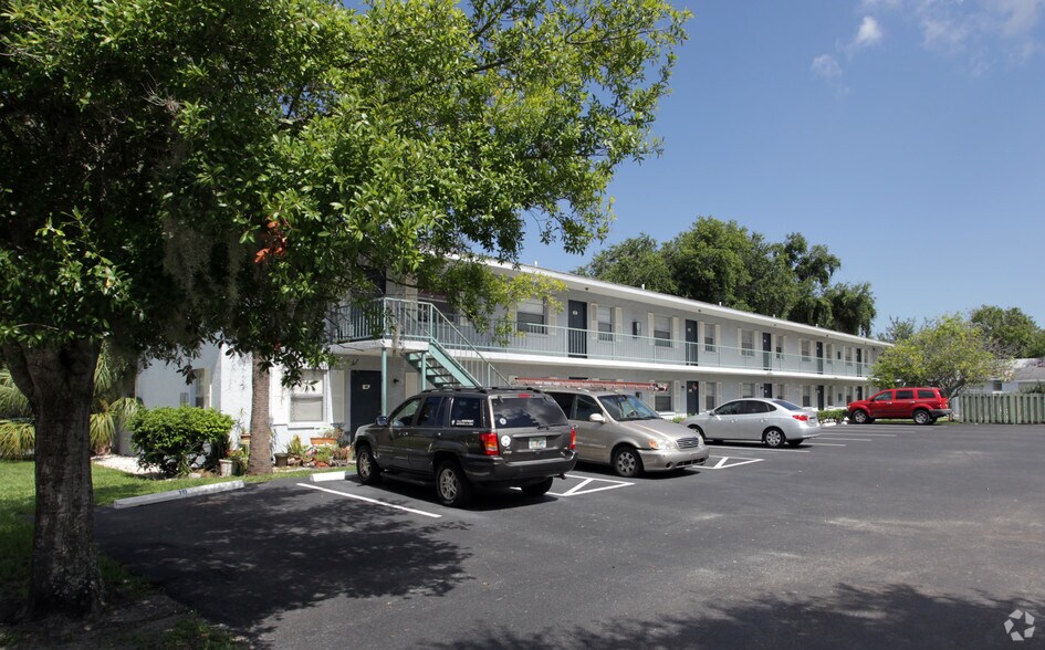 507 10th Ave W, Palmetto, FL à vendre - Photo de l’immeuble – Image 2 sur 33