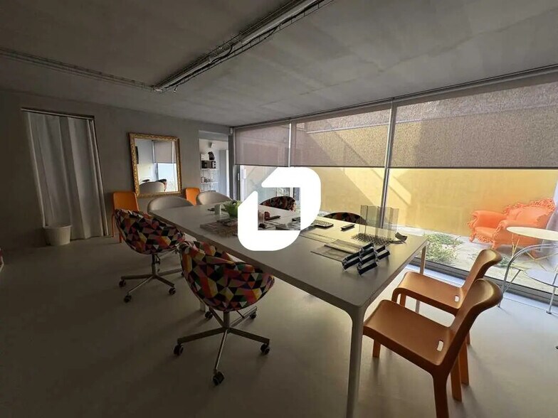 Bureau dans Lormont à louer - Photo de l’immeuble – Image 3 sur 12