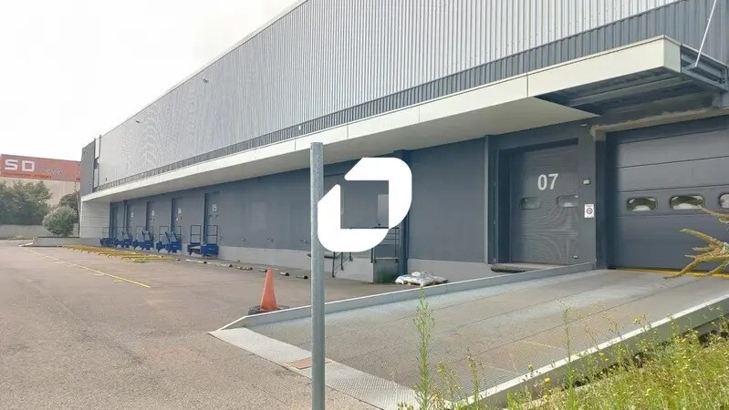 Industriel/Logistique dans Bobigny à louer - Photo de l’immeuble – Image 2 sur 4