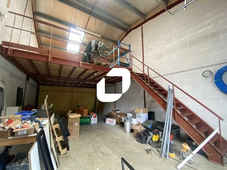 Local d’activités dans Canéjan à louer - Photo intérieure – Image 2 sur 7