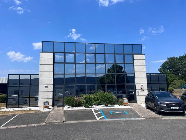 Plus de détails pour 500 Rue Francis Perrin, Saran - Bureau, Local d'activités à louer